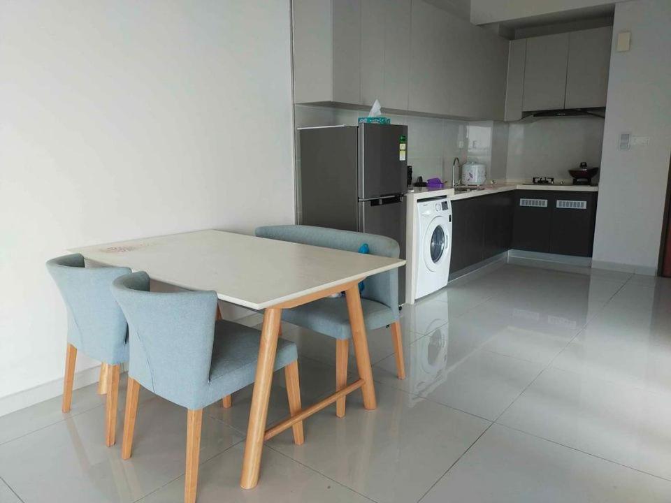 Rainbow Homestay Johor Bahru Kültér fotó