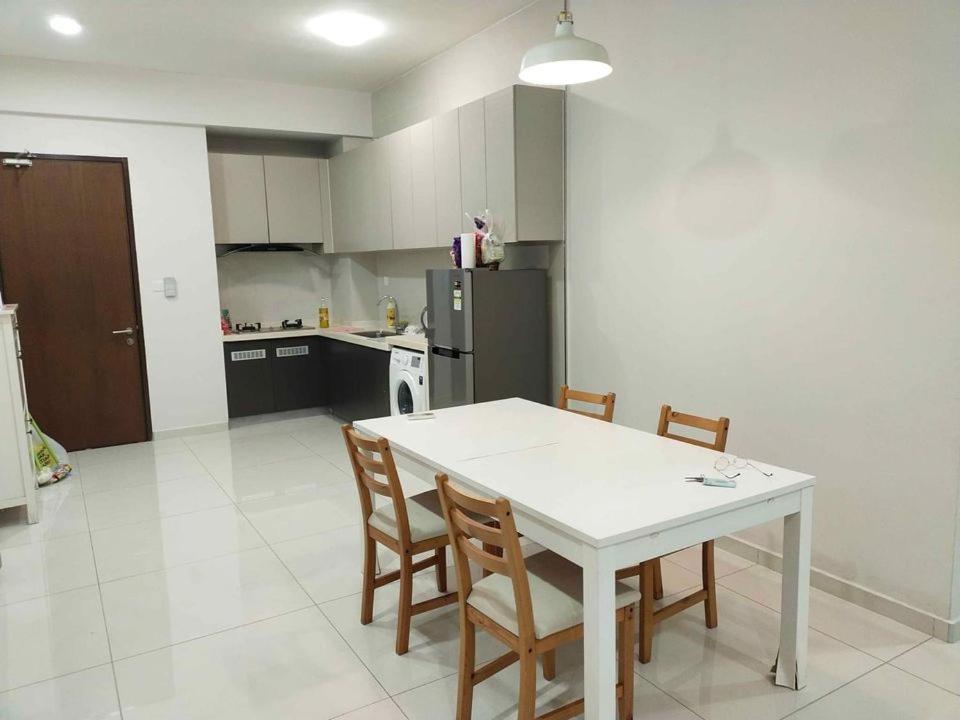 Rainbow Homestay Johor Bahru Kültér fotó