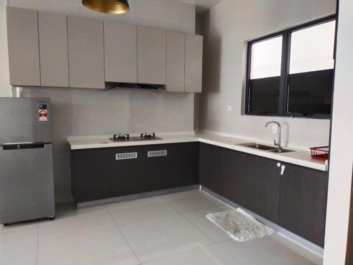 Rainbow Homestay Johor Bahru Kültér fotó