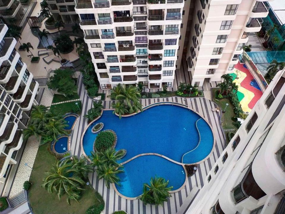 Rainbow Homestay Johor Bahru Kültér fotó